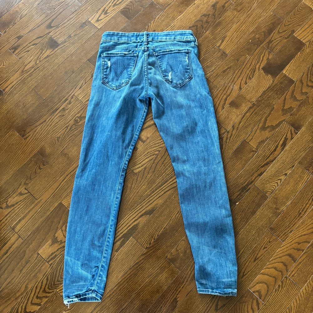 Mother ‘The Looker’ Distressed Jeans - Size 27 - Retail $275 - Picture 2 of 12